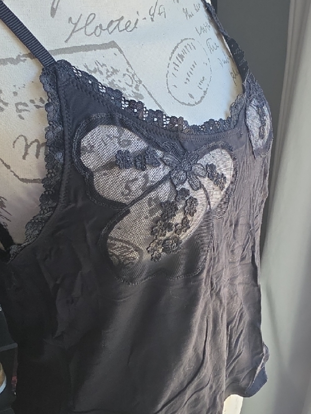 Savage X Fenty 'A Peek Behind The Lace' Cami & Bikini Undies - Picture 4 of 12
